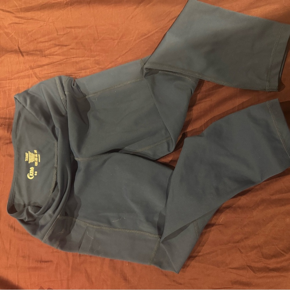 Zyia Navy Blue Crop Leggings